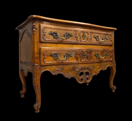 Commode sauteuse Provençale Arlésienne époque Louis XV en noyer époque XVIIIeme-photo-1
