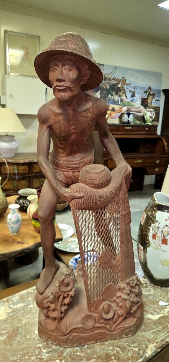 Asia Circa 1900 / Large Wooden Sculpture Depicting A Fisherman-photo-1