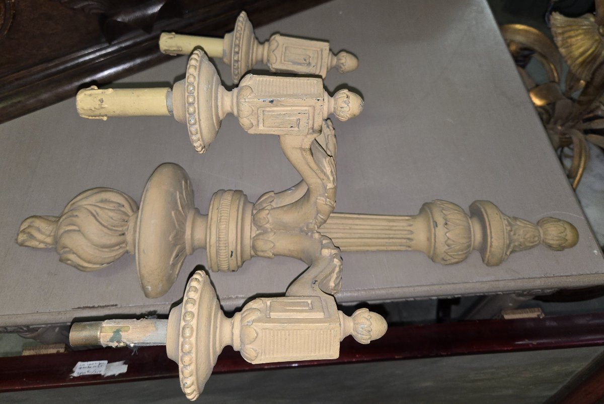 Large Louis XVI Wall Lamp In Lacquered Wood-photo-1