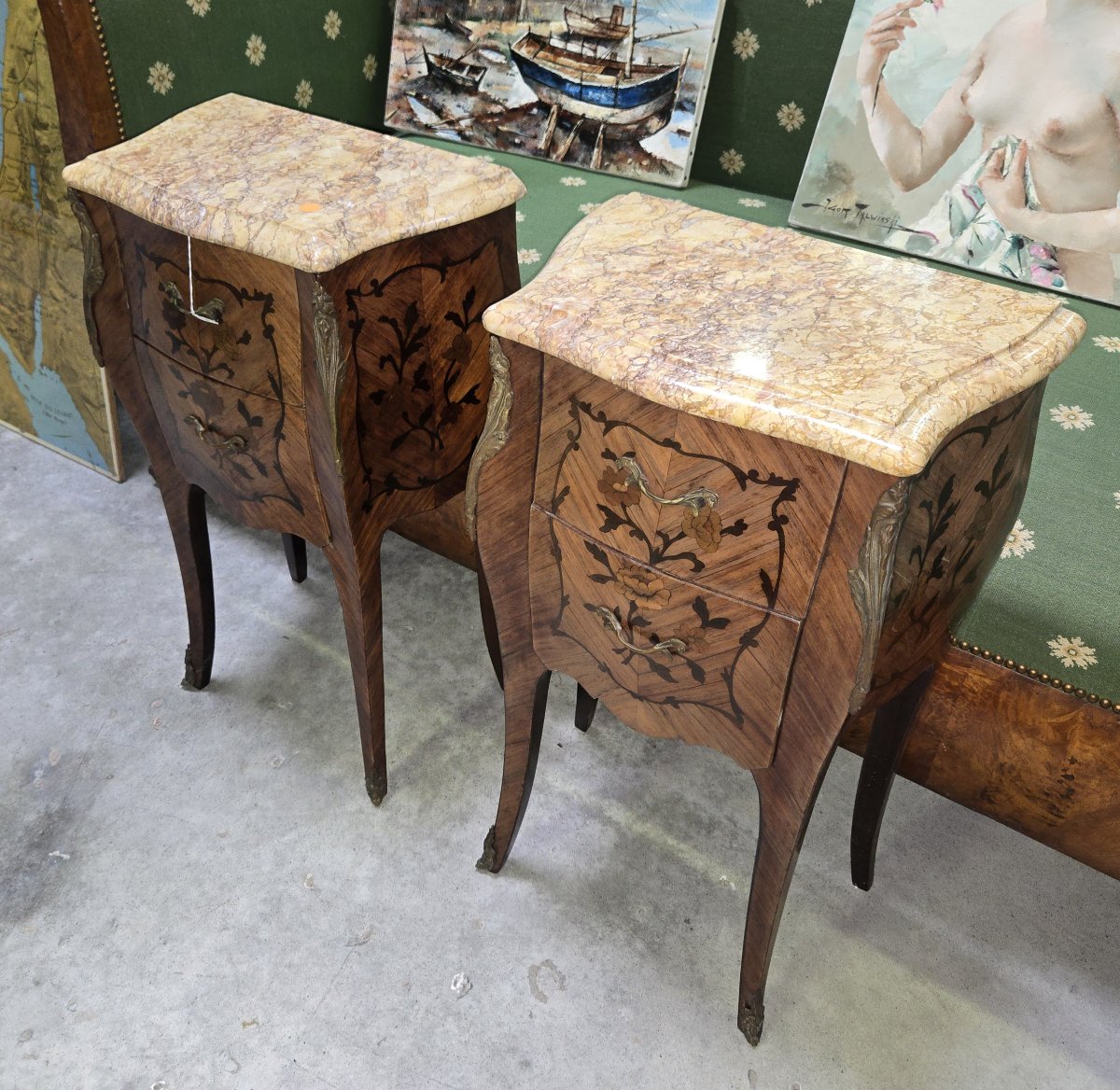 paire de tables de nuit style Louis XV en marquéterie-photo-3