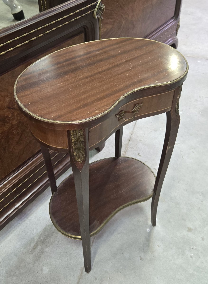 Louis XV Style Ceremonial Kidney Table-photo-3