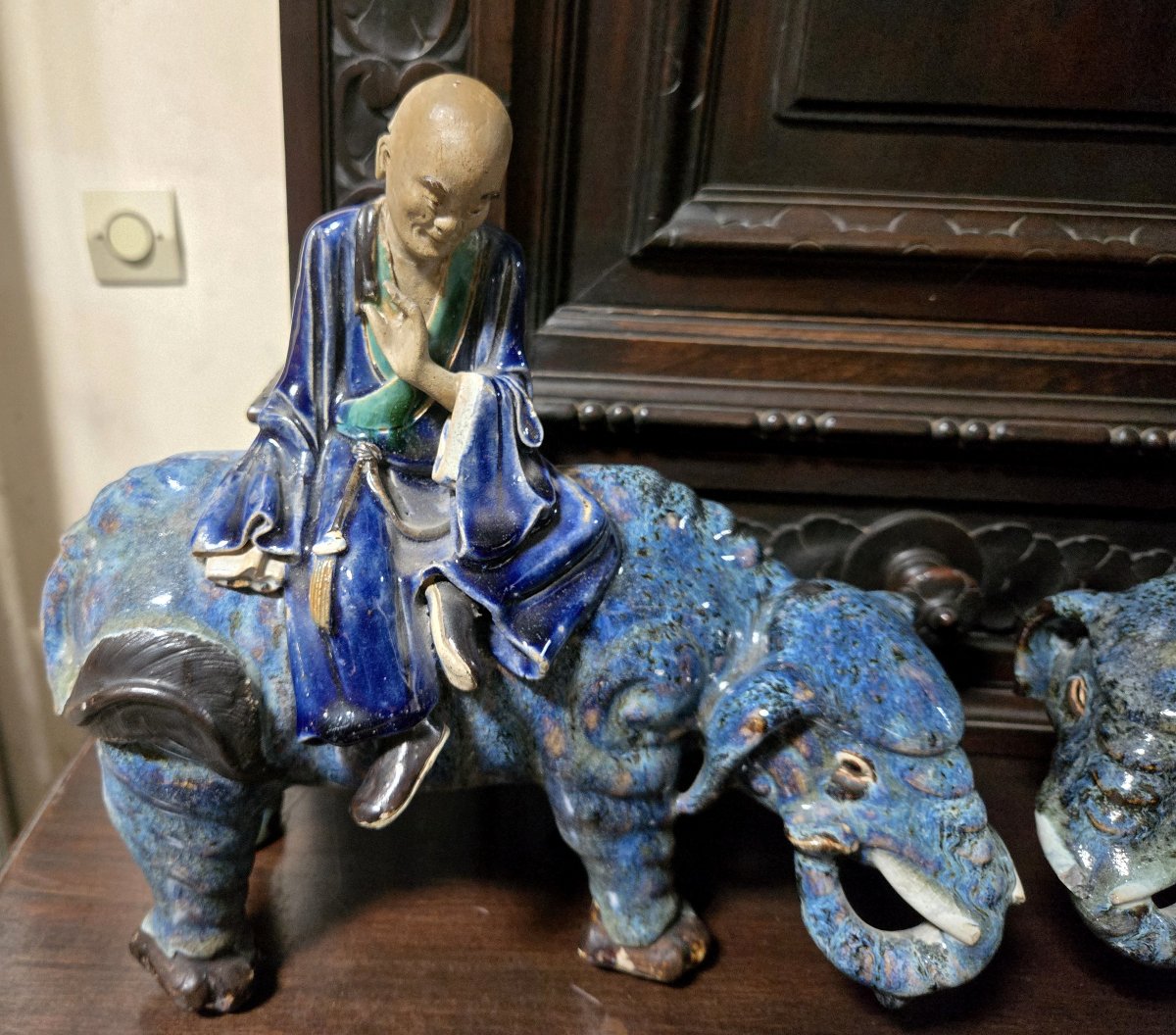 Asie XIXeme : paire de brule parfums figurant des personnages a dos d'éléphant-photo-2