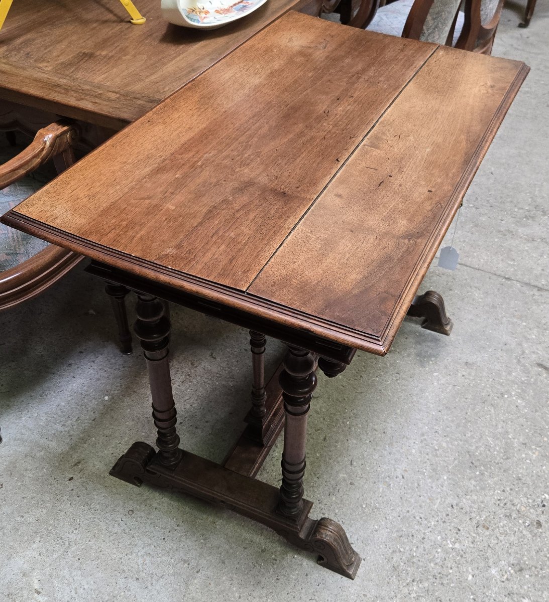 Bureau style Renaissance en noyer-photo-6