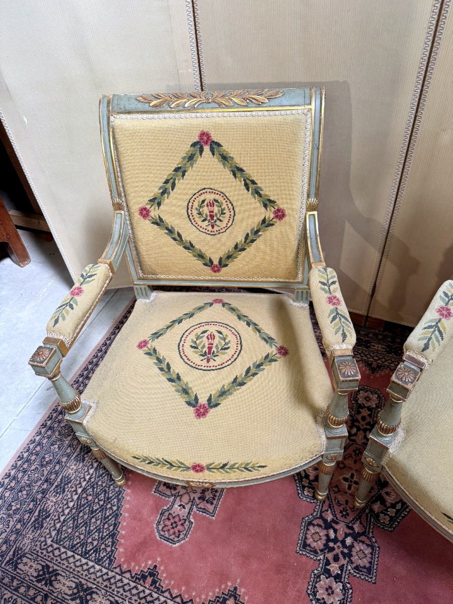 Paire de fauteuils Directoire-Consulat en bois laqué et doré-photo-4