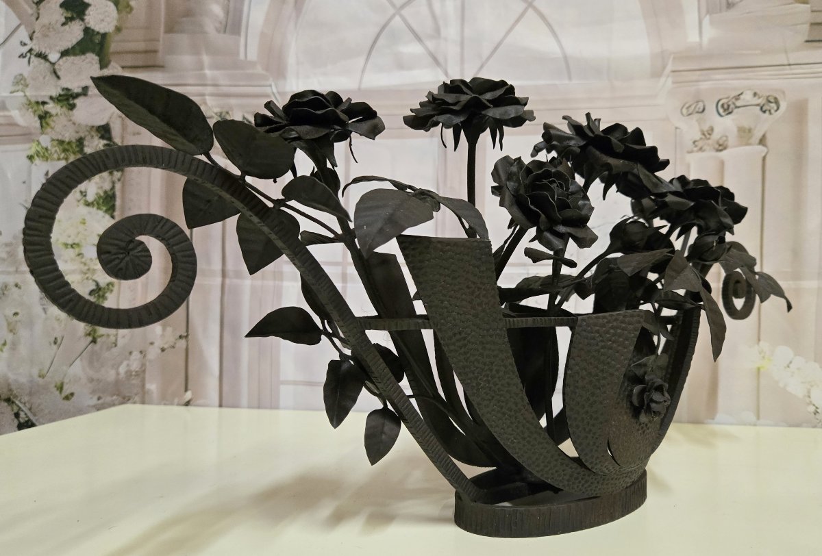 Dans l'esprit du travail d'Edgar Brandt : corbeille de roses en fer martelé-photo-6