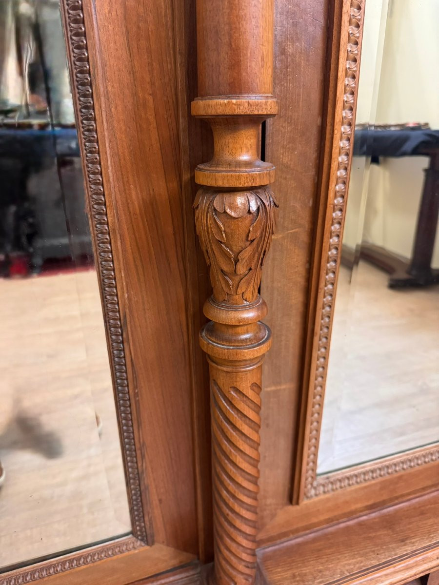 Very Large Louis XVI Style Walnut Wardrobe-photo-3