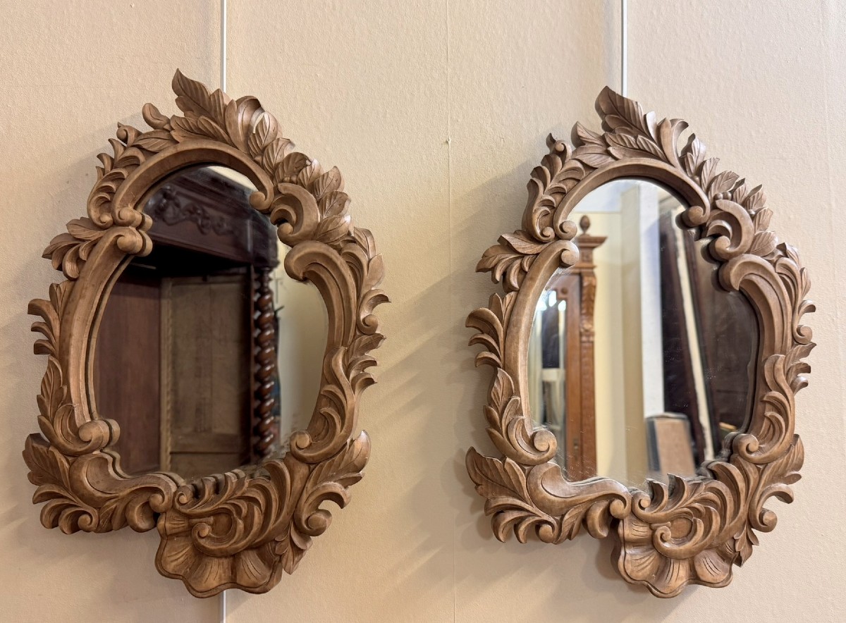 Paires de miroirs Baroque Style Louis XV en bois sculpté