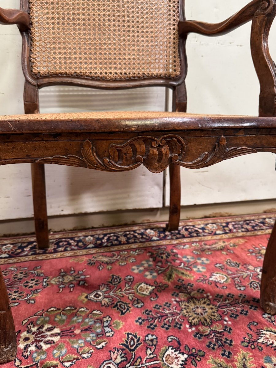 Fauteuil de bureau époque Louis XV en noyer sculpté-photo-3