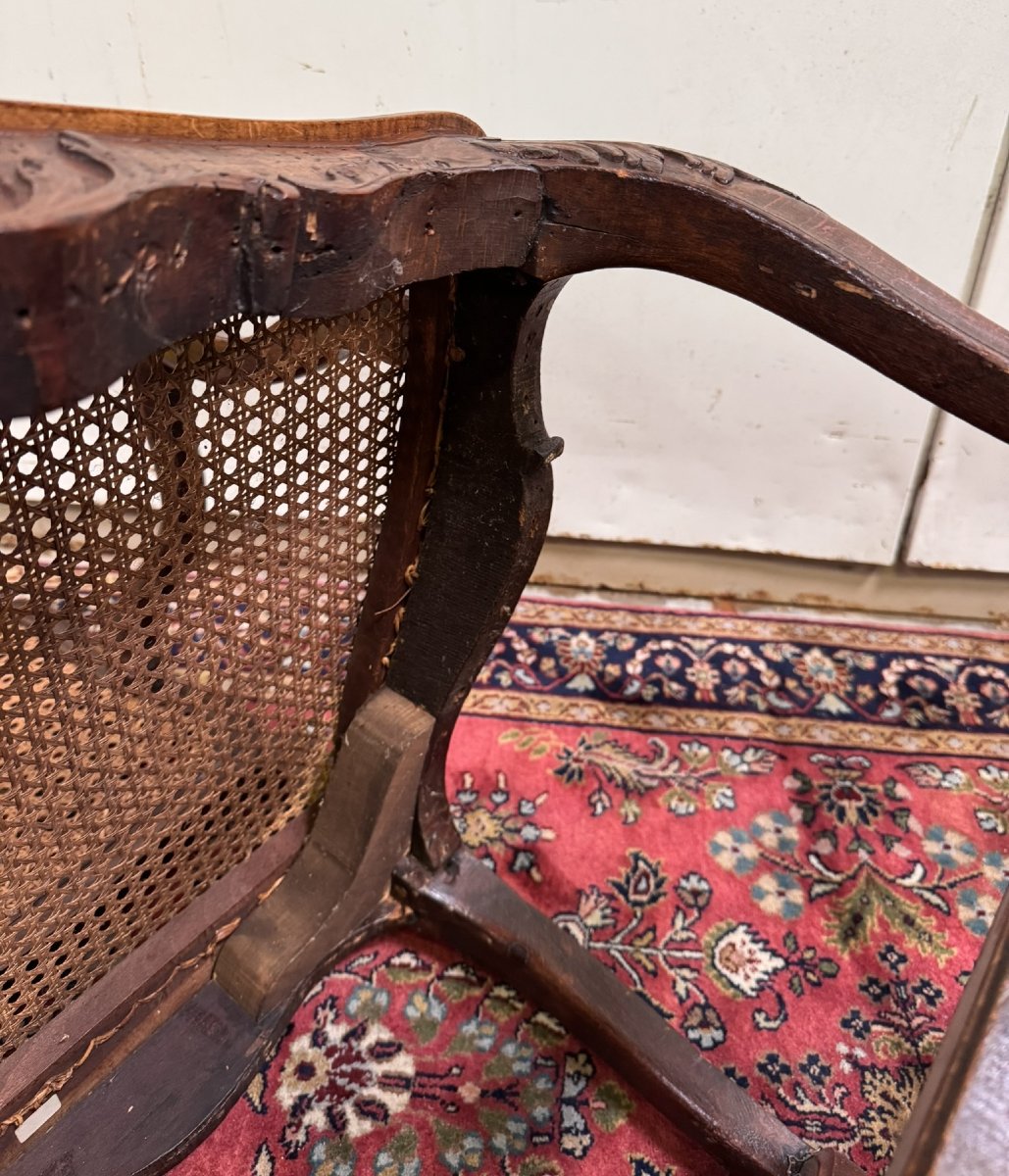 Fauteuil provençal époque Louis XV en noyer sculpté -photo-3