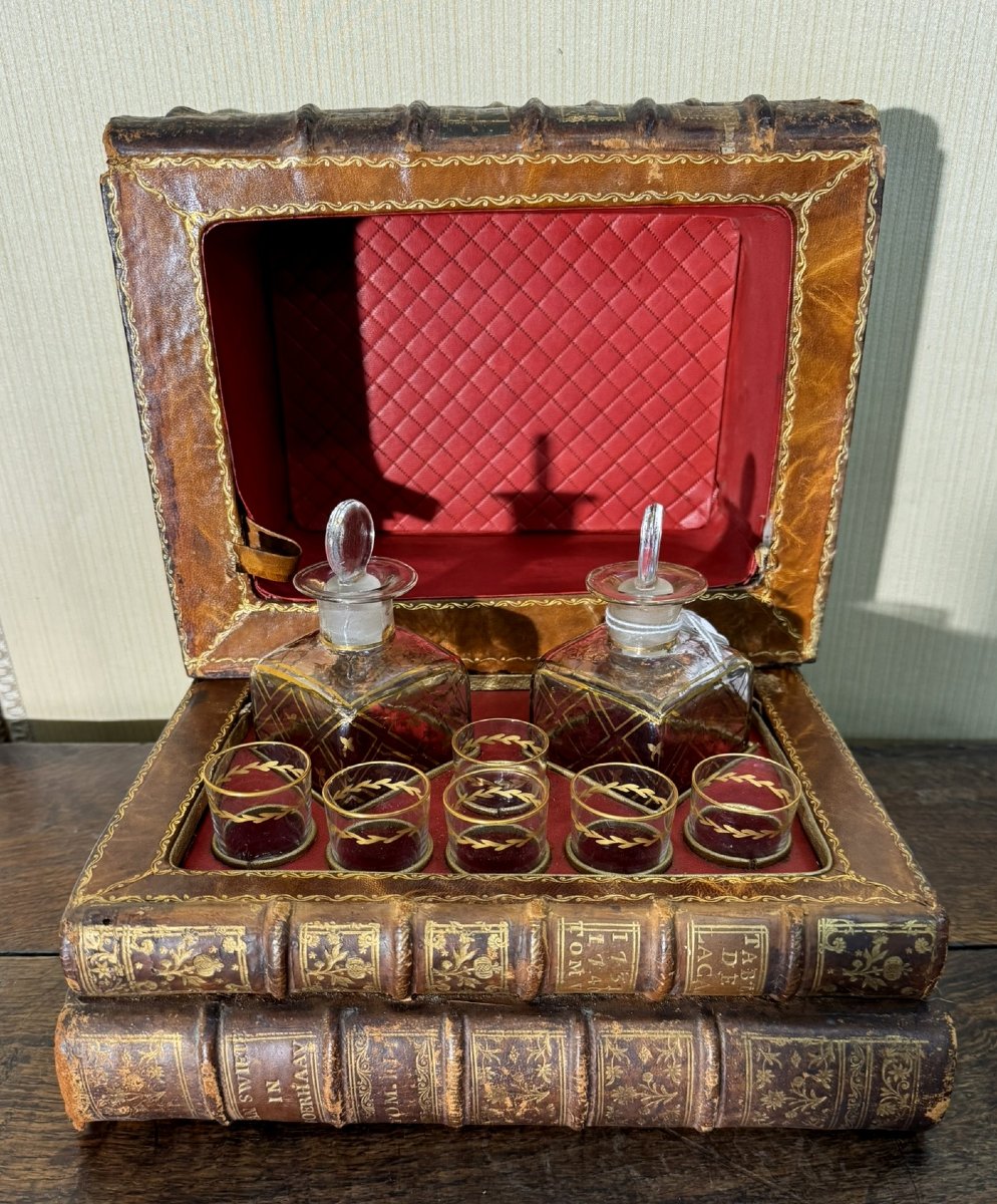 Trompe l'Oeil Liqueur Cellar Depicting Bound And Stacked Books From The Napoleon III Period-photo-2