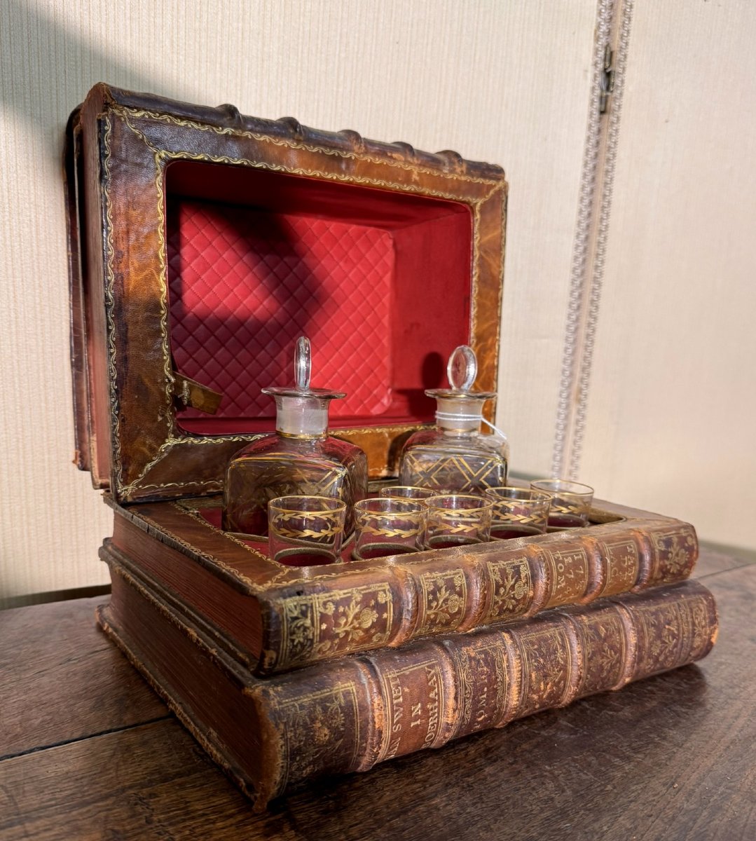 Trompe l'Oeil Liqueur Cellar Depicting Bound And Stacked Books From The Napoleon III Period-photo-6