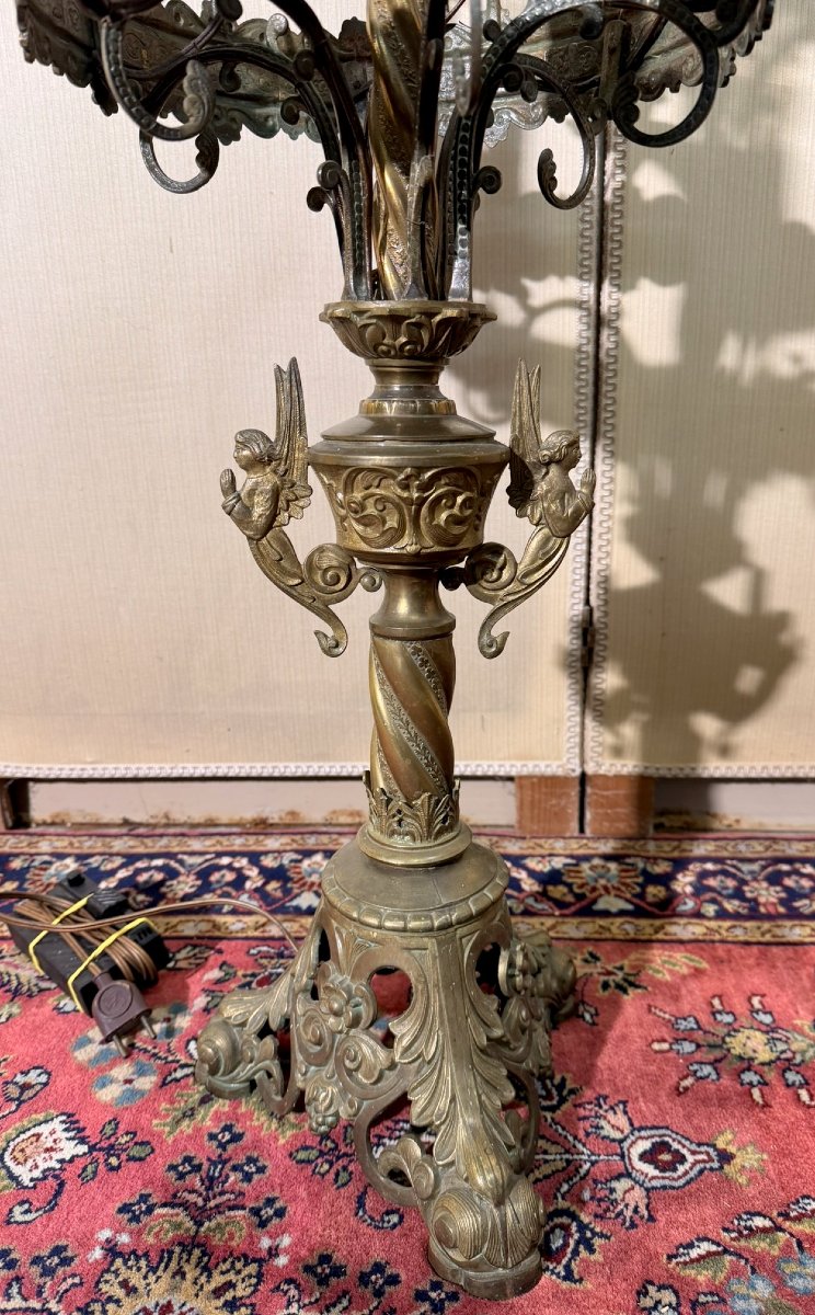Grand chandelier d'église de style néo gothique en bronze et laiton doré-photo-5