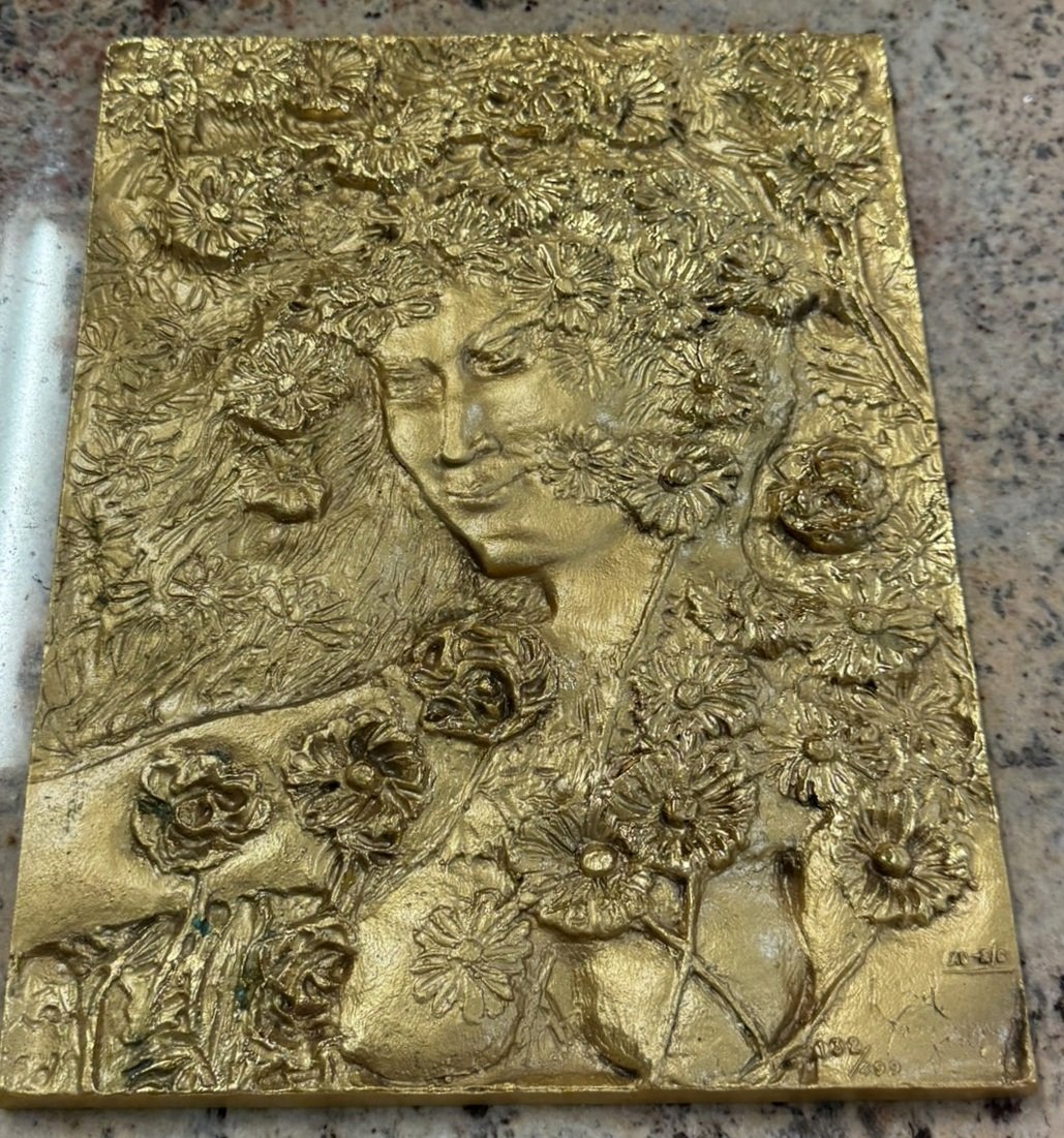 Rare Bas Relief In Gilded Bronze Signed: Pericle Fazzini-photo-1