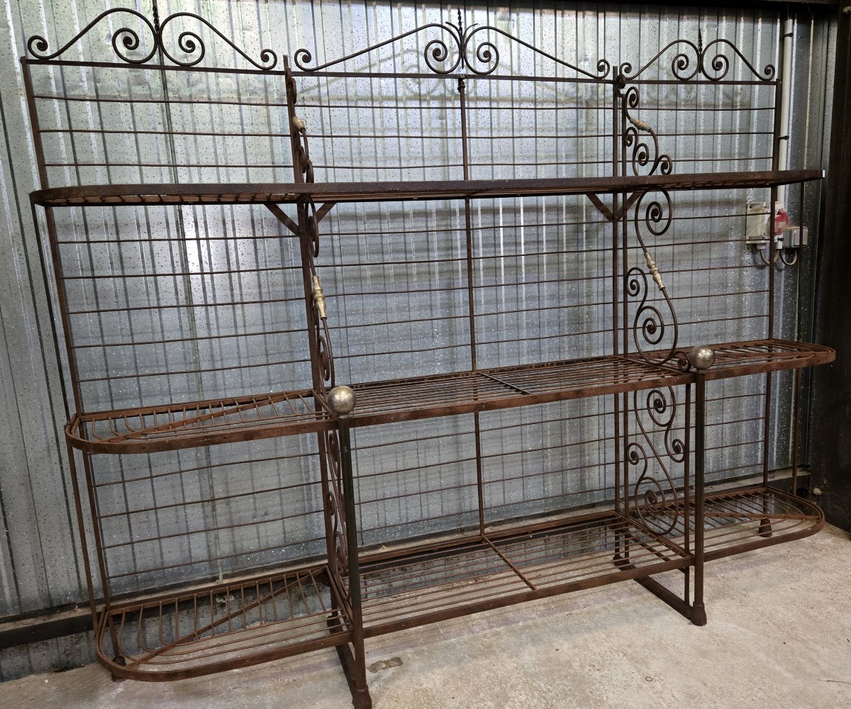 Very Large Iron Baker's Shelf-photo-1