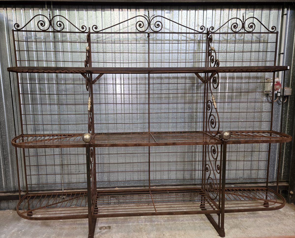 Very Large Iron Baker's Shelf-photo-3