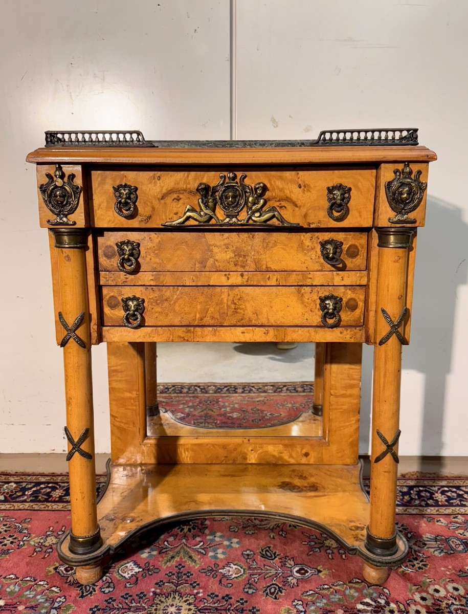 Empire Style Lady's Chest Of Drawers In Burl 