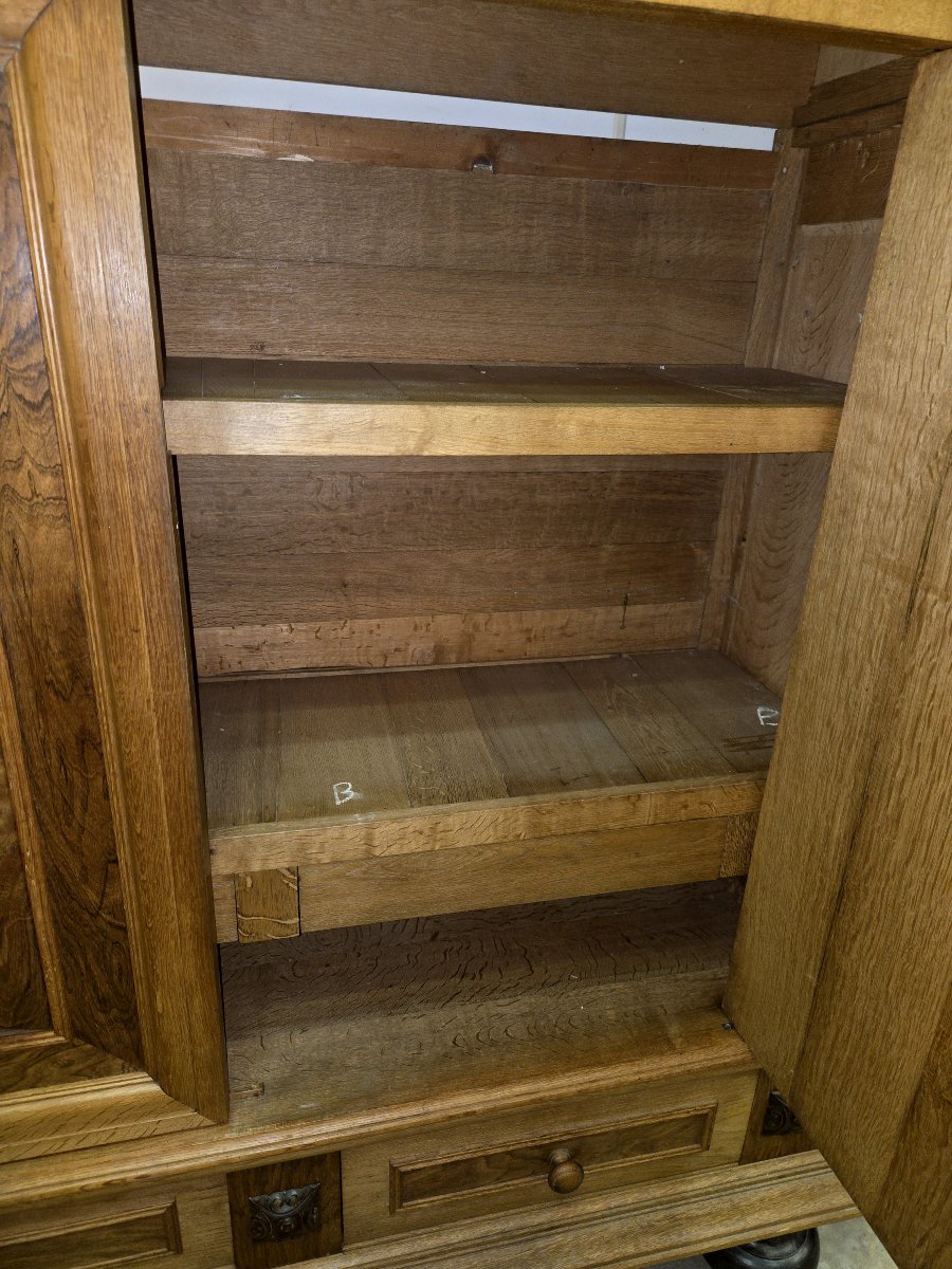 Dutch Renaissance Style Cushion Cabinet In Solid Wood-photo-6
