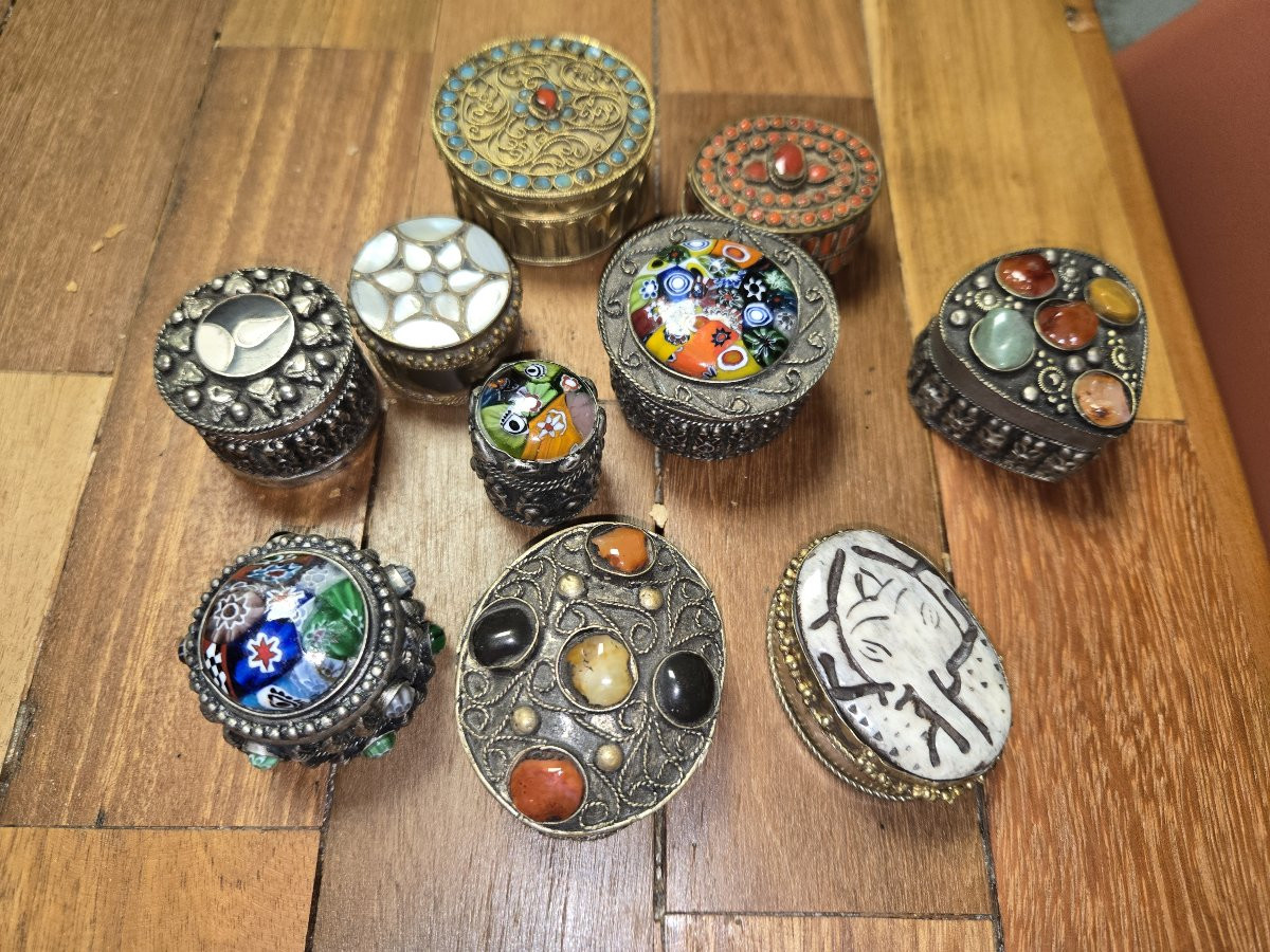 Set Of 10 Oriental Pill Boxes In Silver And Silver-plated Metal-photo-3