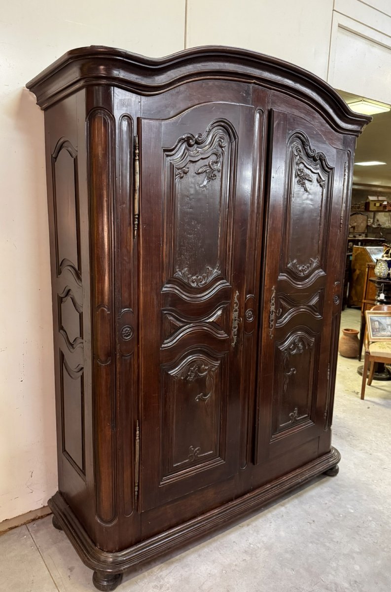 Alsatian Louis XIII Period Wardrobe In Solid Walnut-photo-4