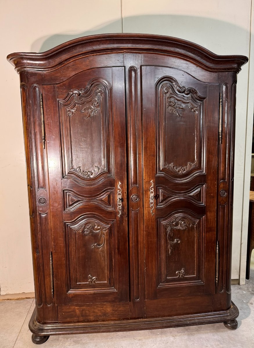 Alsatian Louis XIII Period Wardrobe In Solid Walnut-photo-6
