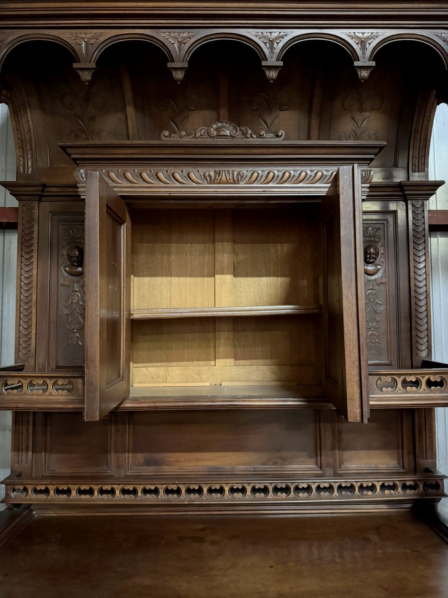 Important buffet style Renaissance en noyer-photo-2