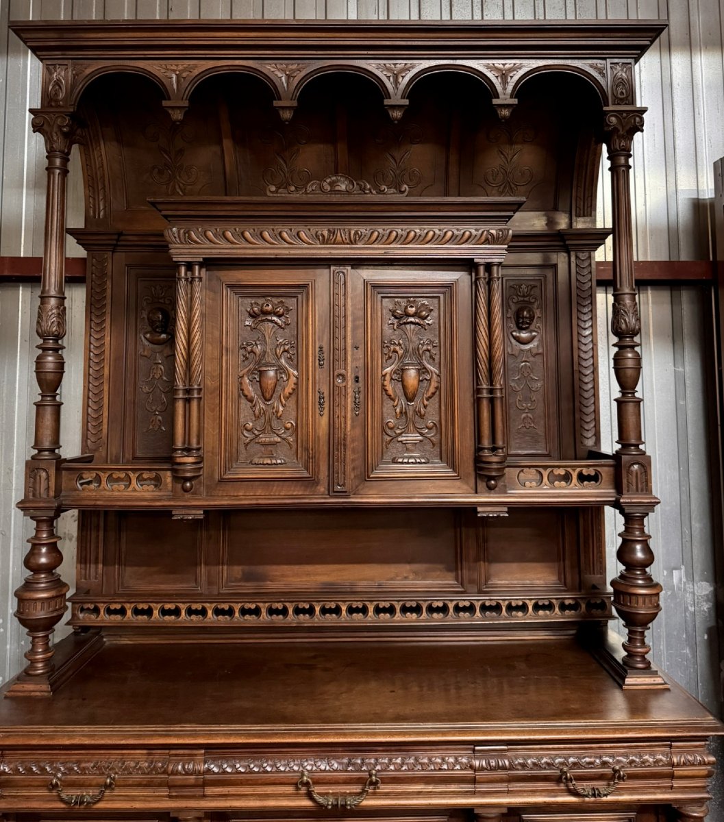 Important buffet style Renaissance en noyer-photo-4