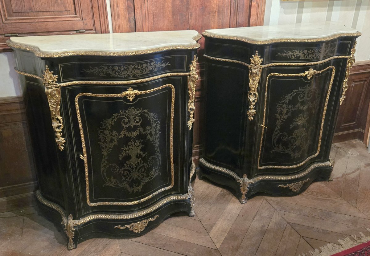 Paire de meubles d'appui "Boulle" galbés époque Napoléon III en incrustation de laiton doré-photo-3