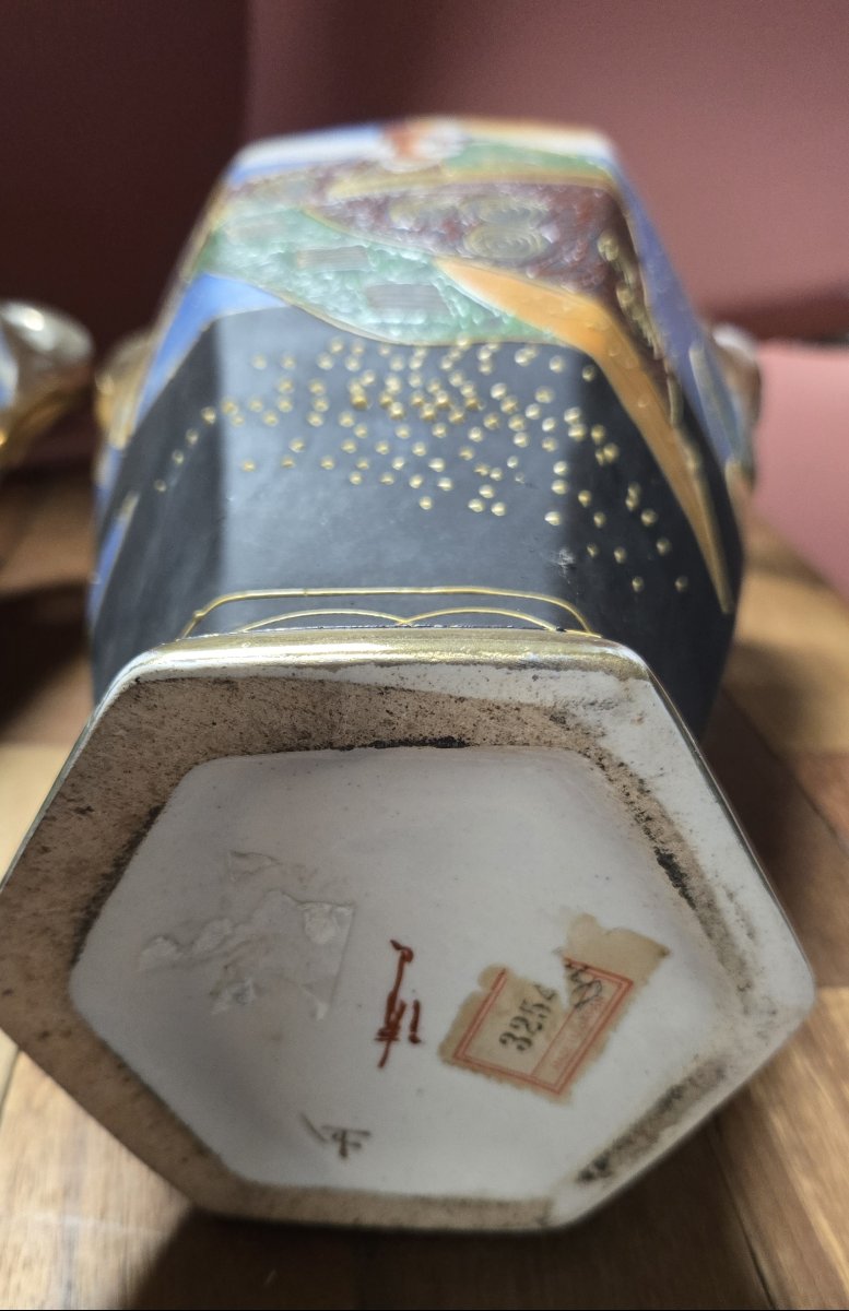 Japon fin XIXeme : paire de vases en faience de Satsuma-photo-7