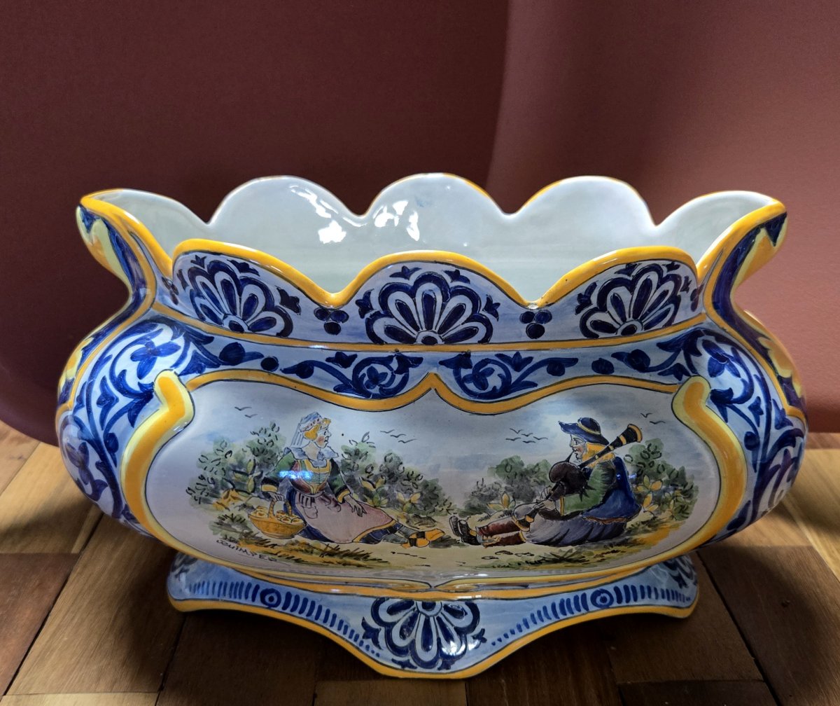 Henriot Quimper: Large Painted Earthenware Planter-photo-2