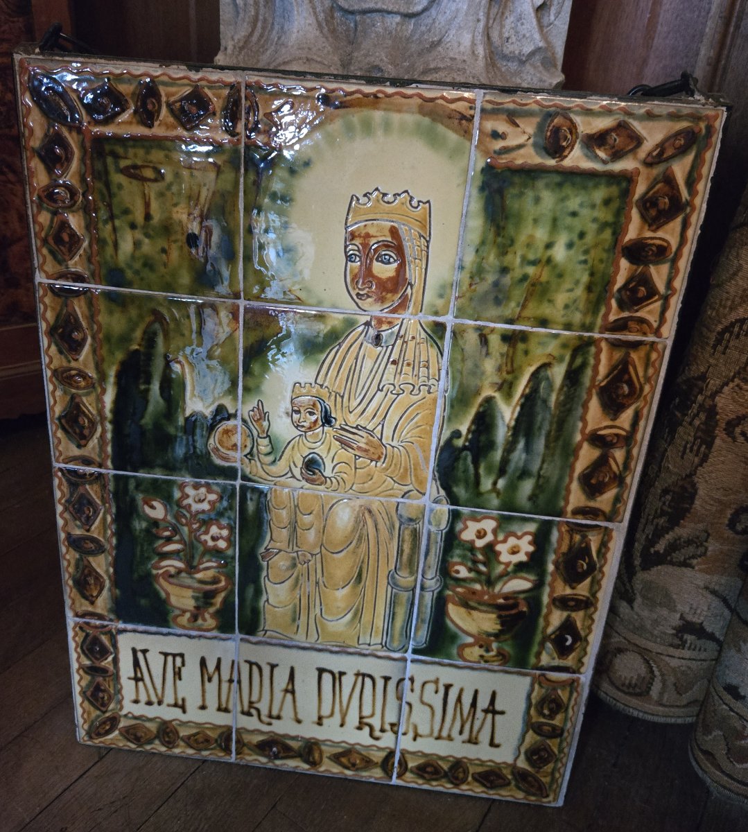 Grand bas relief en céramique émaillée -photo-1