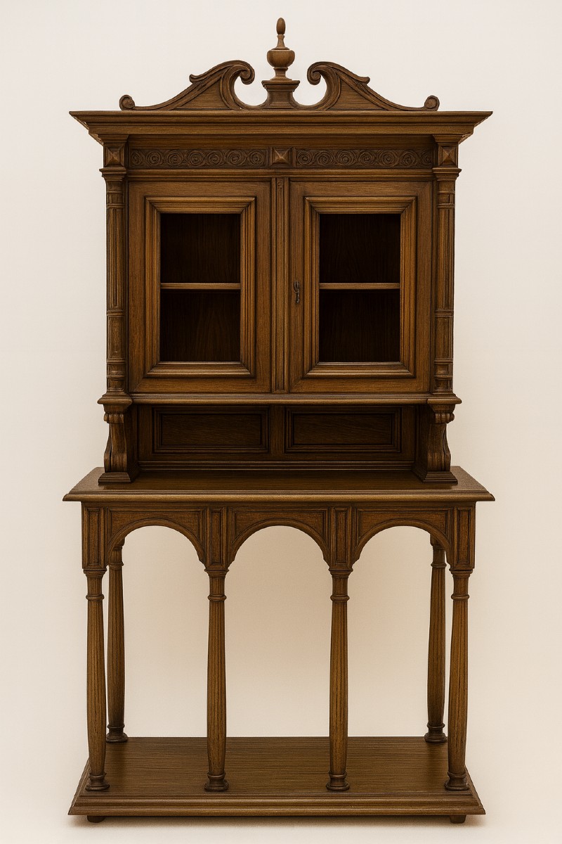 Vitrine sur console style Renaissance en noyer