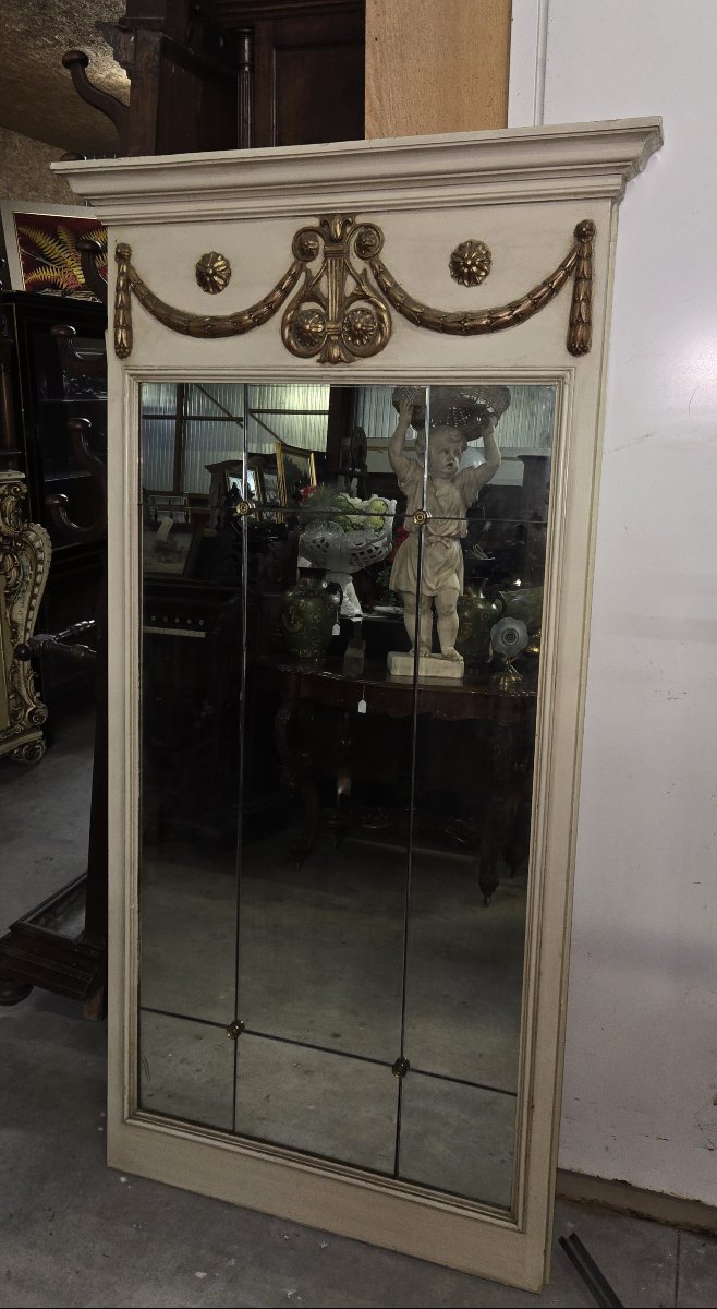 Louis XVI Style Trumeau Mirror With A Painted Wooden Frame In A Patinated Cream Tone-photo-5