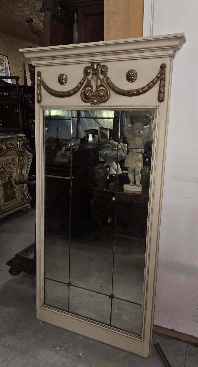 Louis XVI Style Trumeau Mirror With A Painted Wooden Frame In A Patinated Cream Tone-photo-6