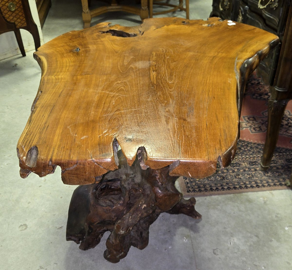 Table Made Of Carved Olive Wood, Crafted From A Root -photo-8