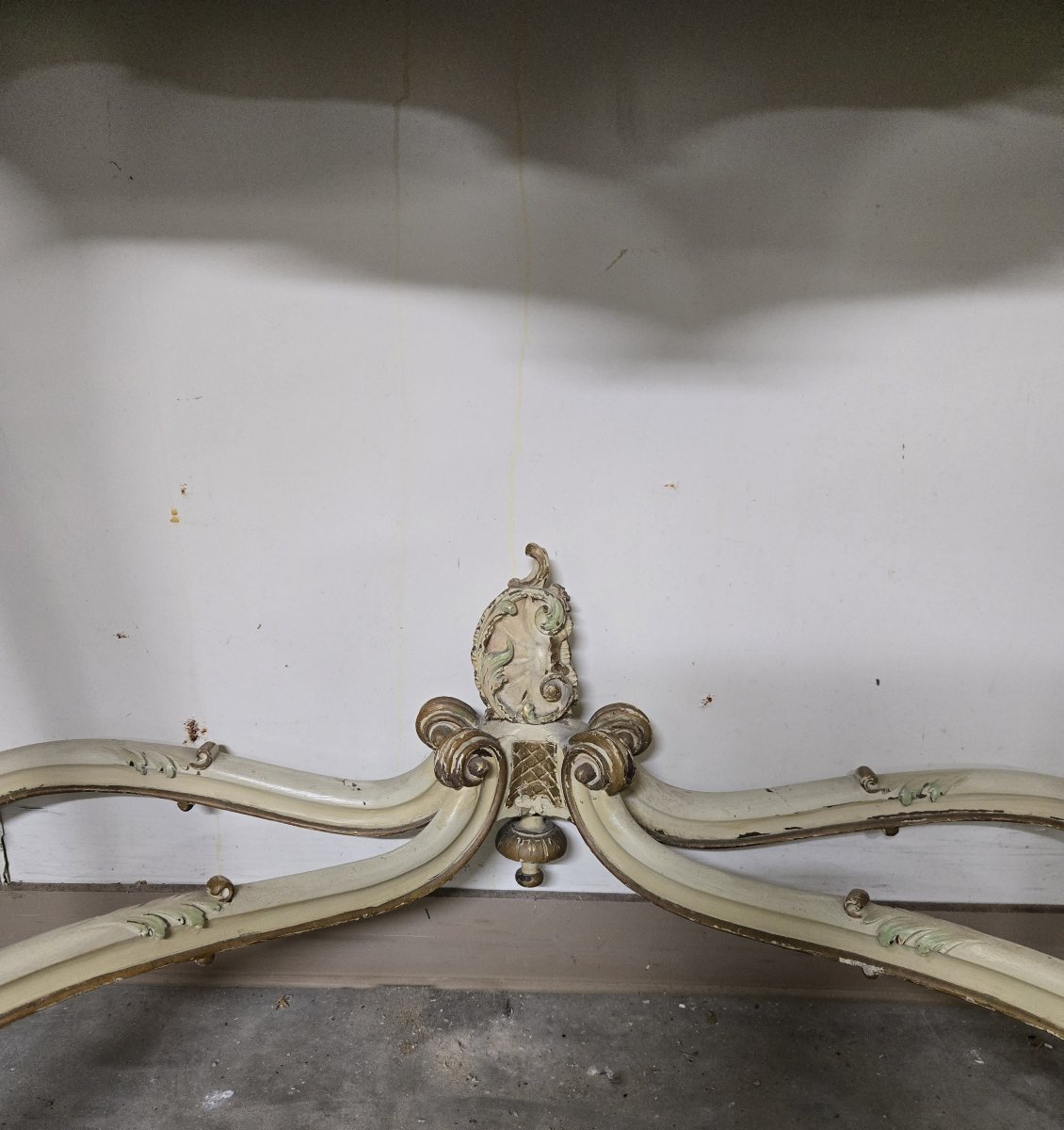 Console And Large Louis XV Style Mirror In Lacquered And Gilded Wood -photo-5