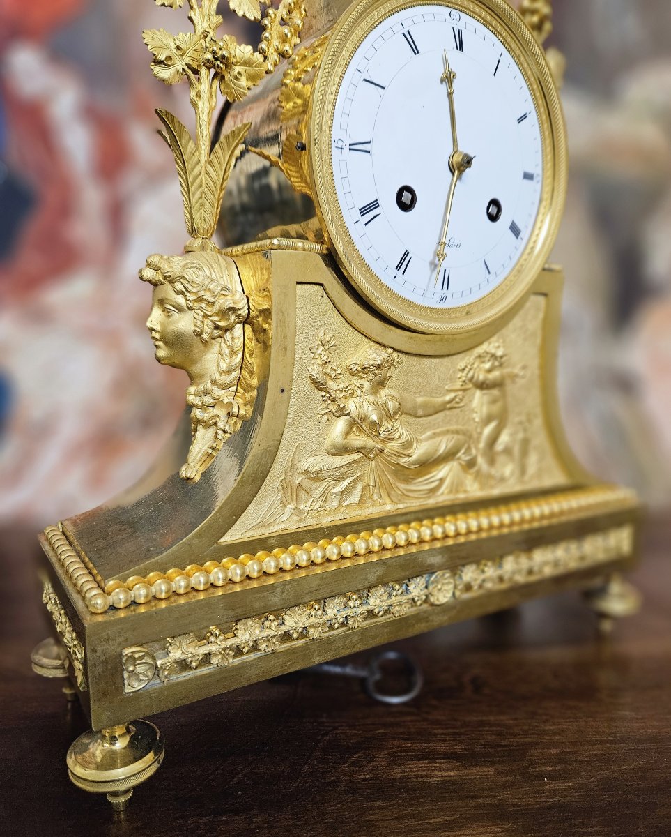 Louis XVI Period Clock In Finely Chased Gilt Bronze-photo-5
