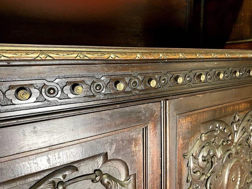 Renaissance-style Sideboard, Entirely Made Of Walnut And Richly Carved -photo-3