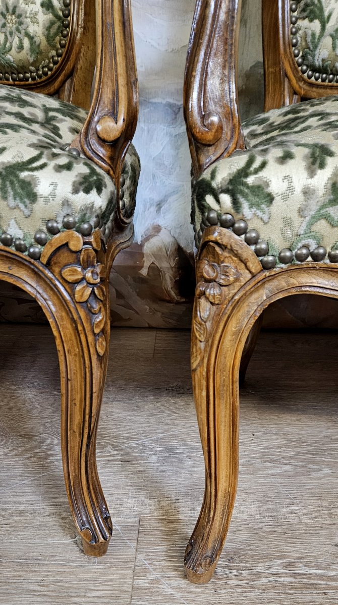 paire de fauteuils style Louis XV, en bois massif finement sculpté-photo-6
