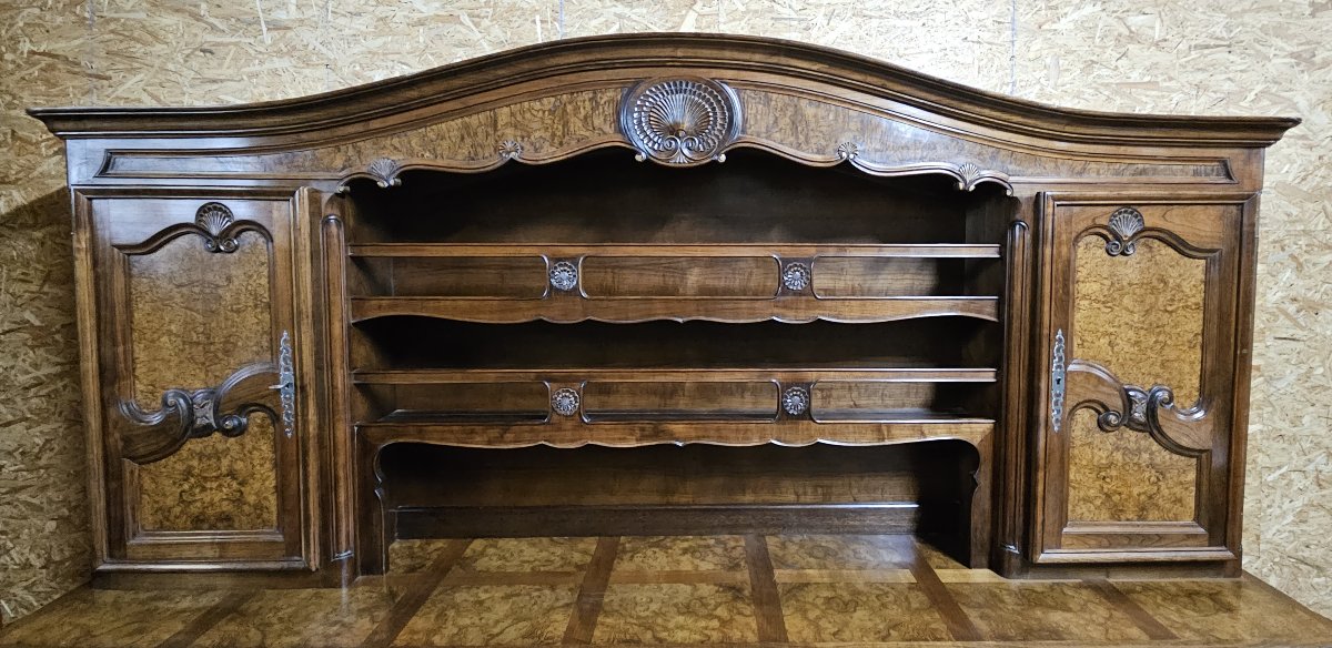 Grand buffet vaisselier en noyer et orme, de style Louis XV-photo-7