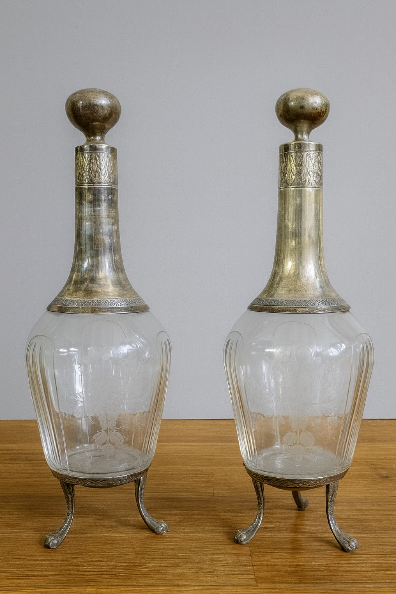 paire de carafes anciennes en cristal et argent massif