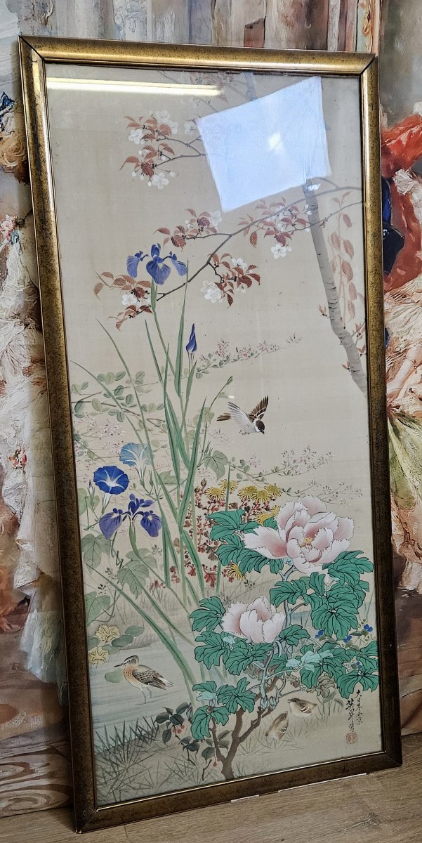 Asie vers 1900 : grande peinture sur soie, représentant des oiseaux branchés-photo-6