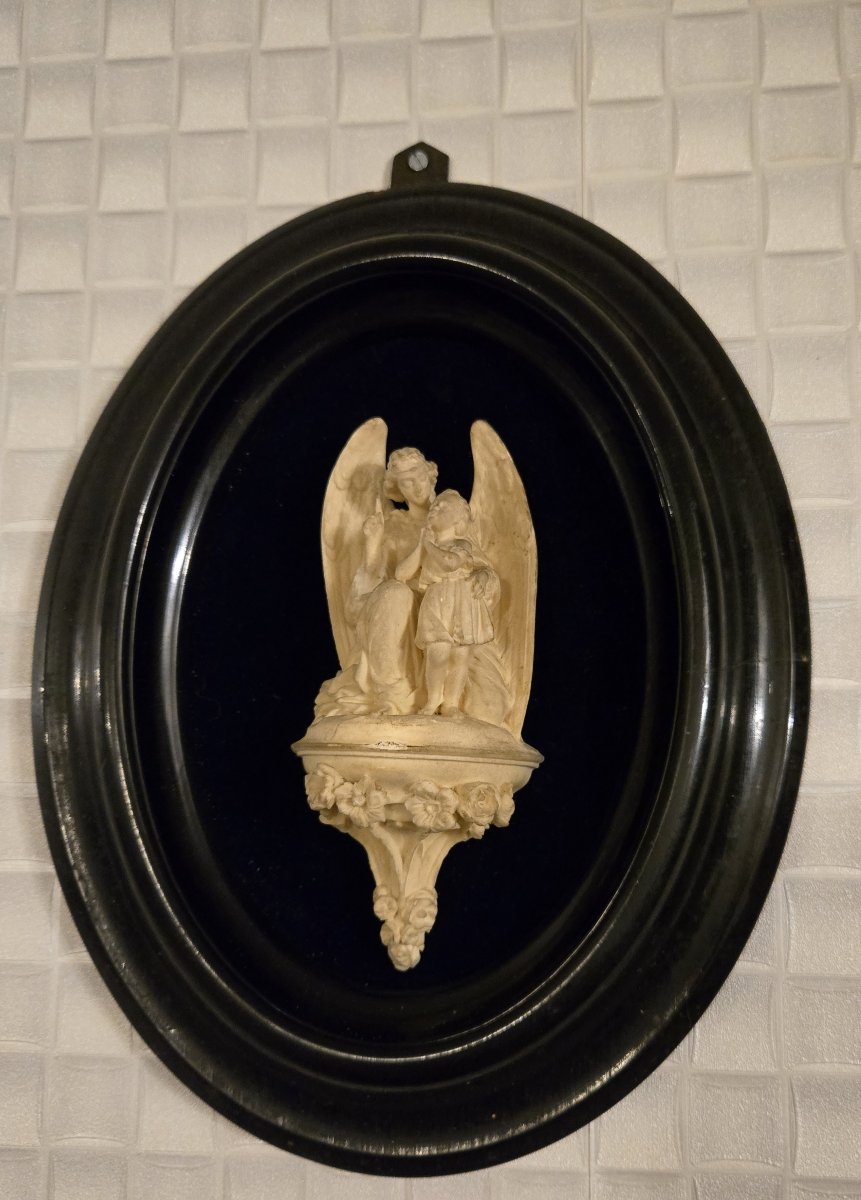 Oval-shaped Frame From The Napoleon III Period, In Blackened Wood, With Meerschaum Carving-photo-4