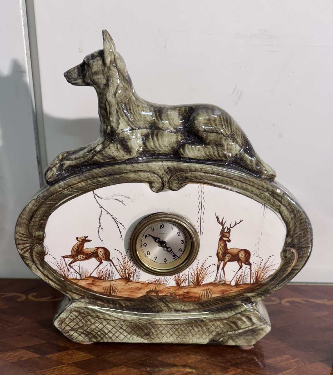 Art Deco Mantelpiece Set Consisting Of A Central Clock And Two Matching Figures-photo-3