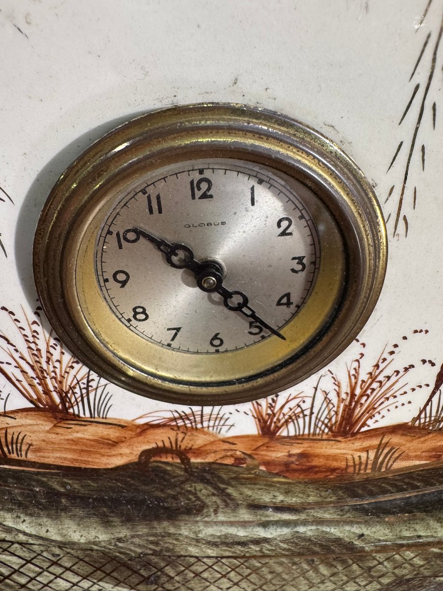 Art Deco Mantelpiece Set Consisting Of A Central Clock And Two Matching Figures-photo-7