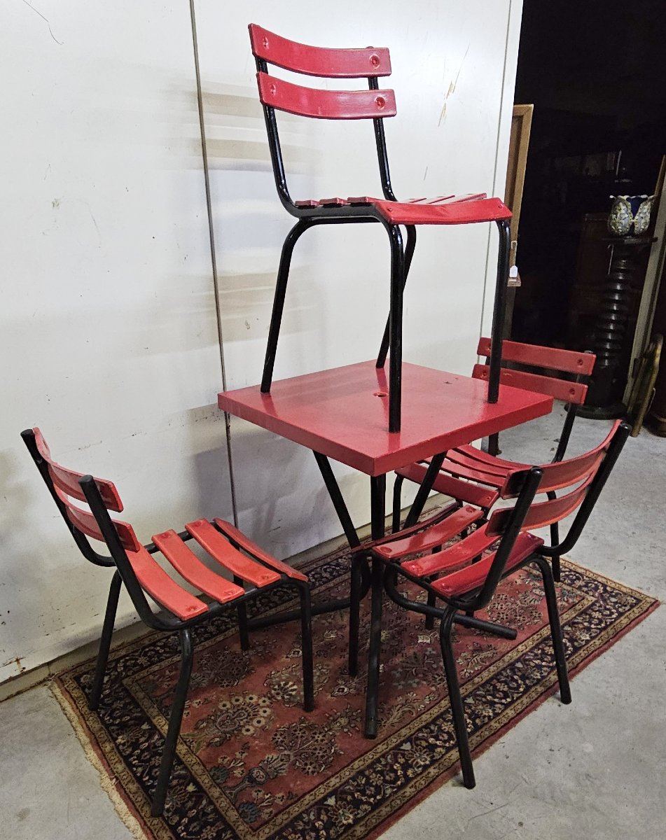 Complete Bistro-style Table And 4 Chairs, Made Of Red Painted Wood With A Black Metal Frame-photo-2