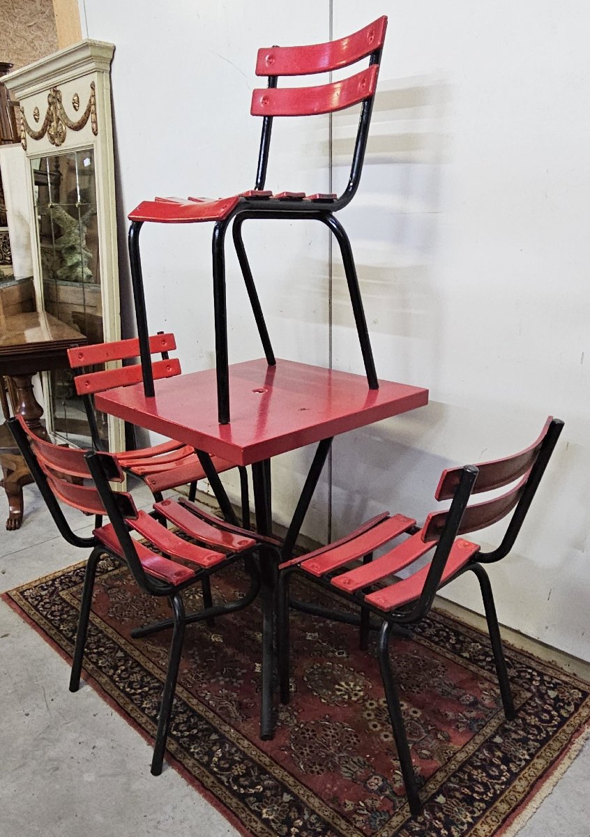 Complete Bistro-style Table And 4 Chairs, Made Of Red Painted Wood With A Black Metal Frame-photo-3