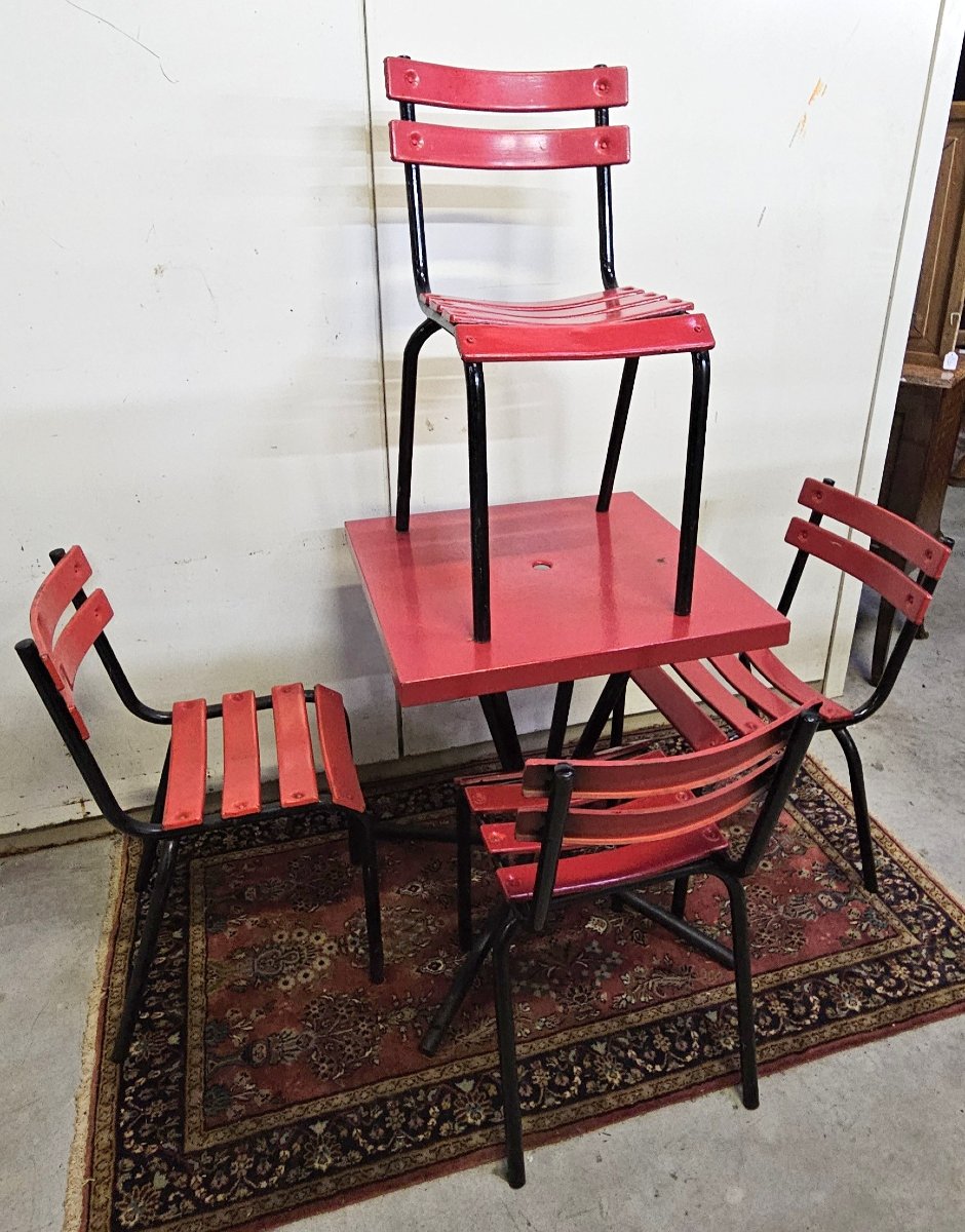 Complete Bistro-style Table And 4 Chairs, Made Of Red Painted Wood With A Black Metal Frame-photo-4