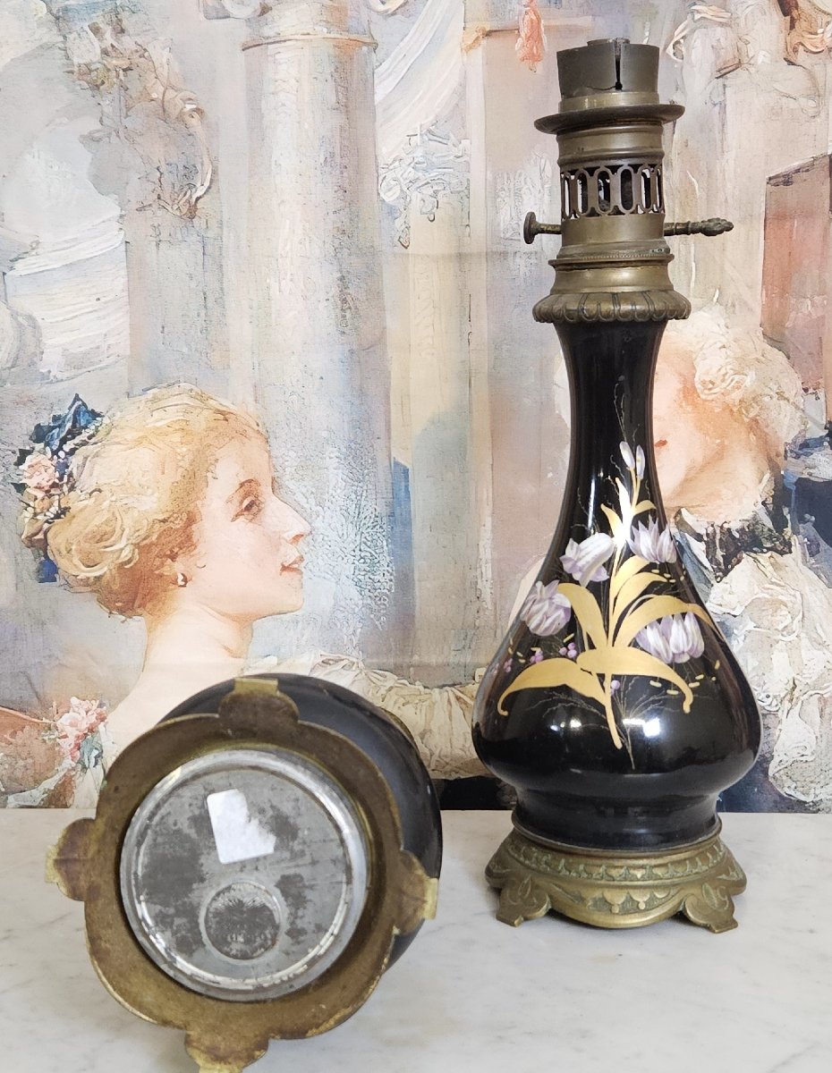 Pair Of Napoleon III Period Lamps, With Black Enameled Porcelain Stems -photo-7