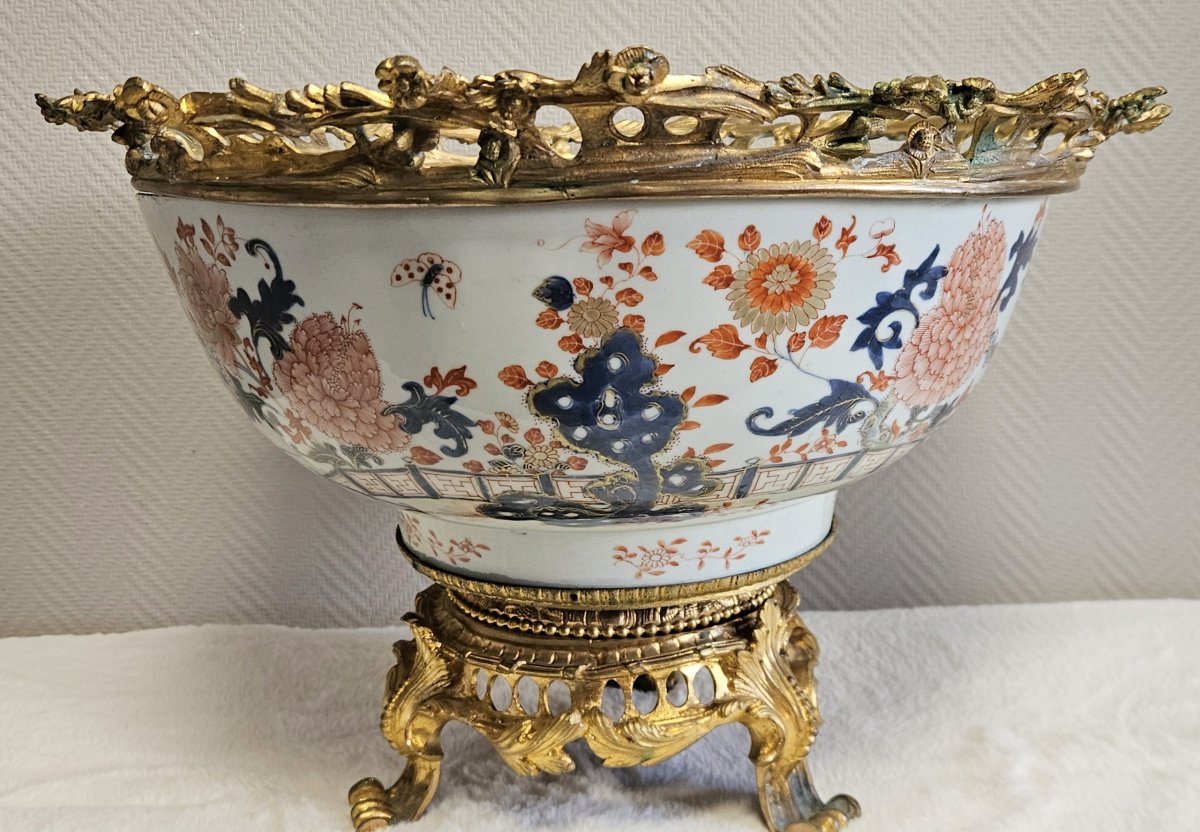 Asie XIXeme : Trés Trés Important bassin en porcelaine finement peint à la main-photo-3