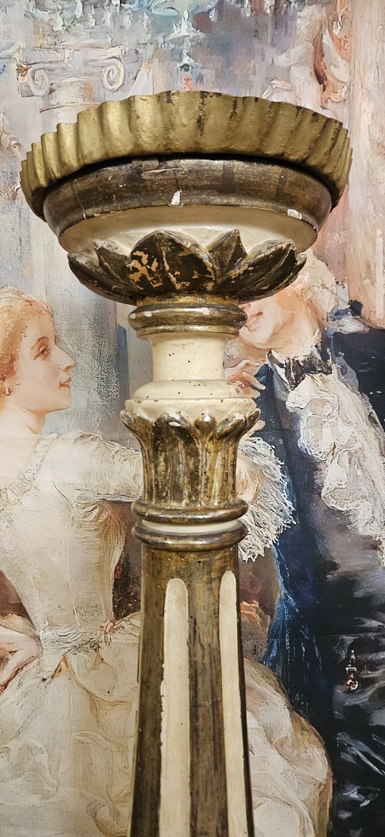 Lombardy, 17th Century: A Very Important Pair Of Lacquered And Gilded Wooden Candlesticks-photo-5